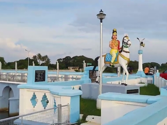 Kallanai Dam
